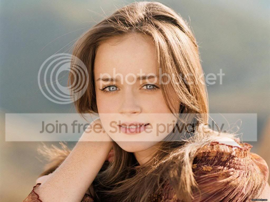 Alexis-Bledel-015.jpg