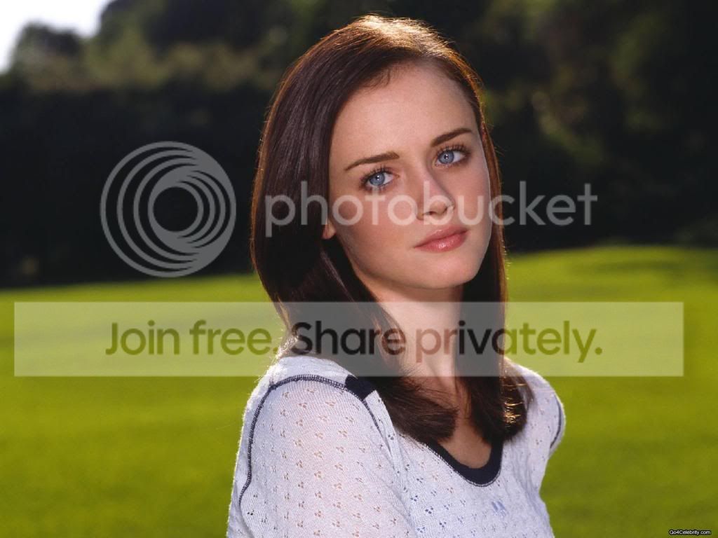 Alexis-Bledel-024.jpg