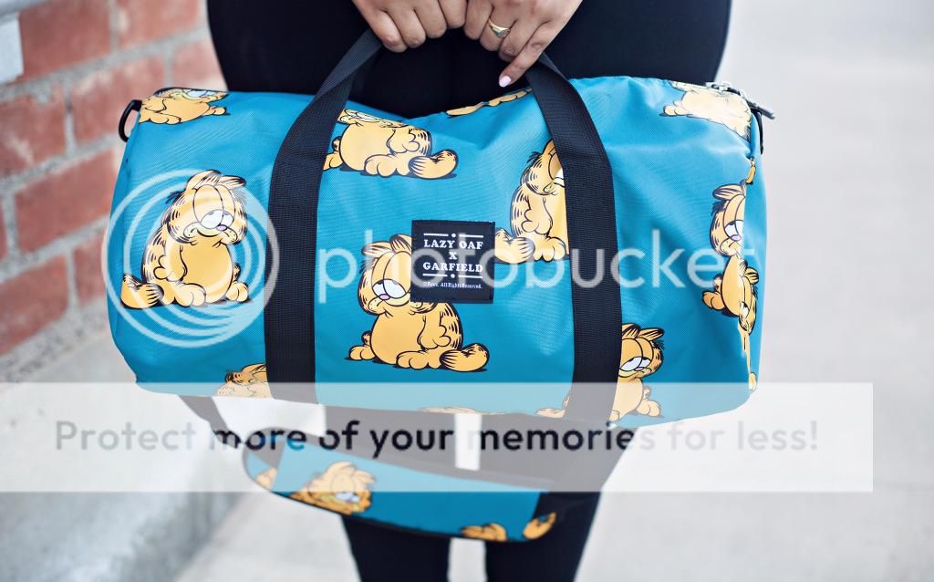 photo garfield-lazy-oaf-duffel-bag_zpsa6b52bab.jpg